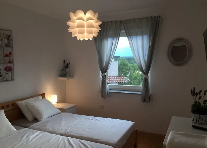 Διαμέρισμα Papalinna 2 By Moro Krk Town